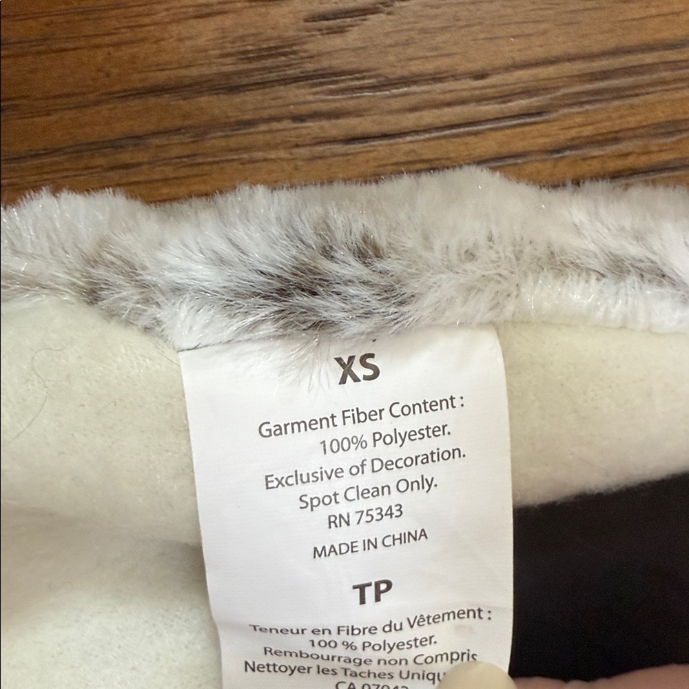 Max Studio Plush Faux Fur Pet Jacket. In white grey snow leopard faux fur.  XS. - Picture 8 of 13